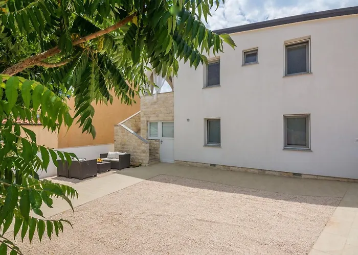 アパート Ivanusevic